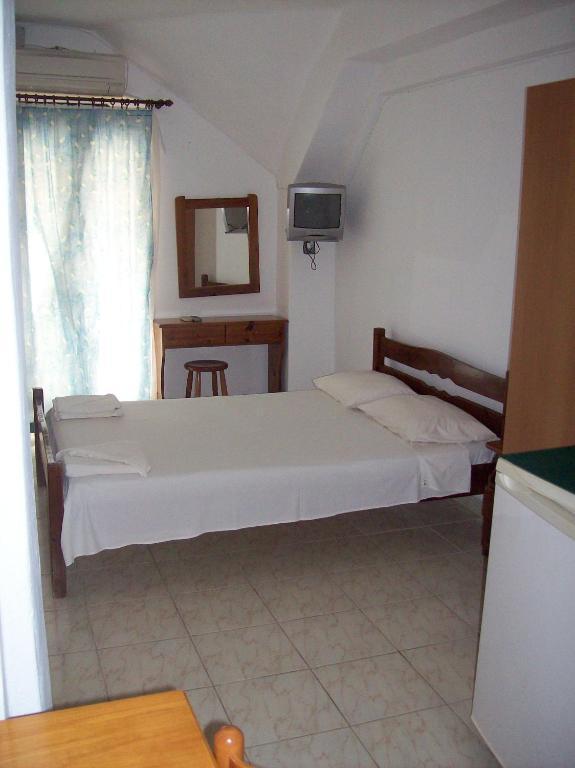 Petros Studios Πόρος Δωμάτιο φωτογραφία